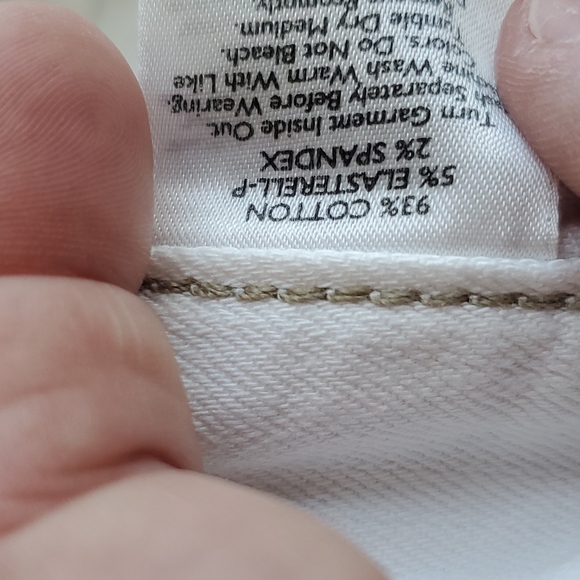 Eddie Bauer White Low Mid Rise Slightly Curvy Skinny Raw Hem Ankle Jeans Size 6 - Picture 5 of 6